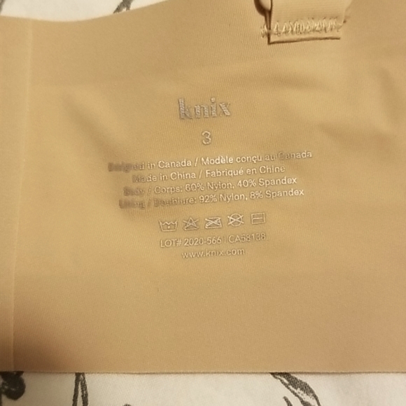 Knix Padded Thin Strap V-Neck Bra - Picture 3 of 4